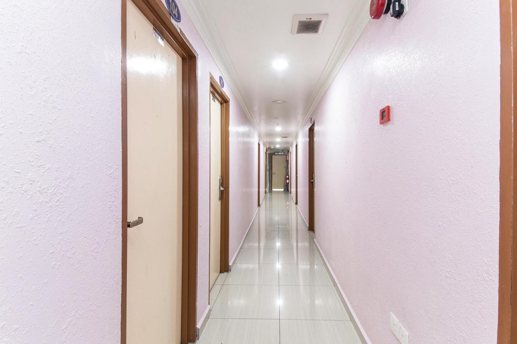 OYO 258 Hotel SMC Alam Avenue Shah Alam Buitenkant foto