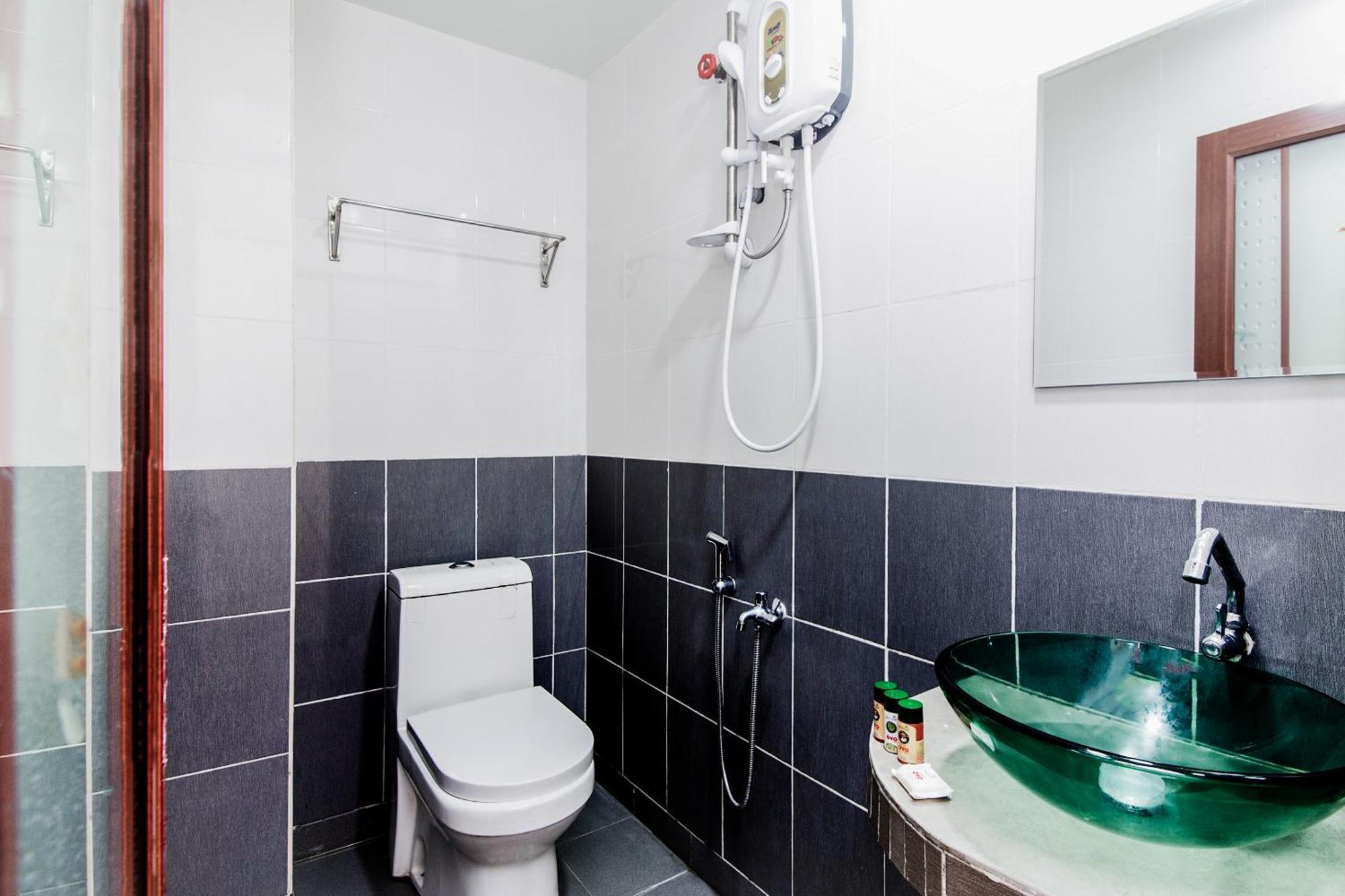 OYO 258 Hotel SMC Alam Avenue Shah Alam Buitenkant foto