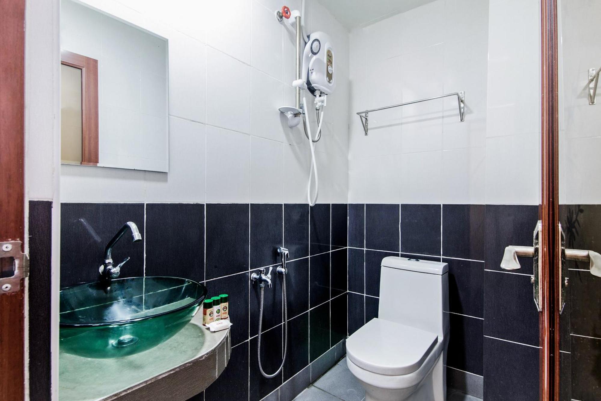 OYO 258 Hotel SMC Alam Avenue Shah Alam Buitenkant foto
